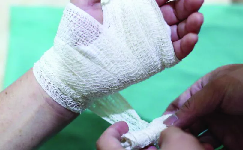 5 types of wound dressing-01